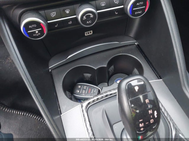 ZARFANBN3K7608205 Alfa Romeo Giulia Ti Sport Awd