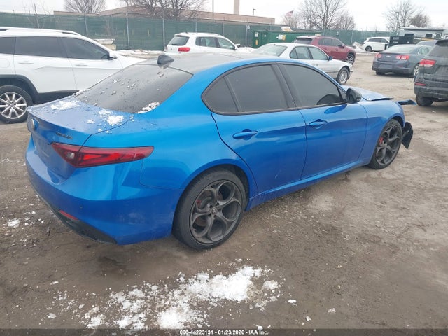 ZARFANBN3K7608205 Alfa Romeo Giulia Ti Sport Awd
