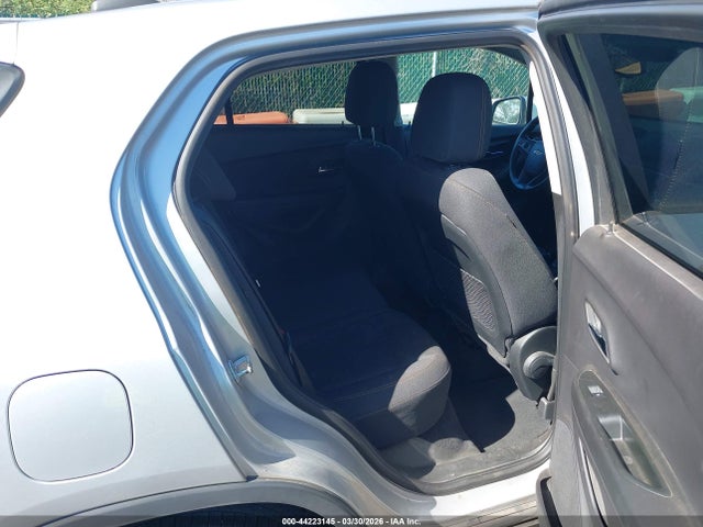 Chevrolet TRAX LS 2017 3GNCJKSB5HL272263 Image 8