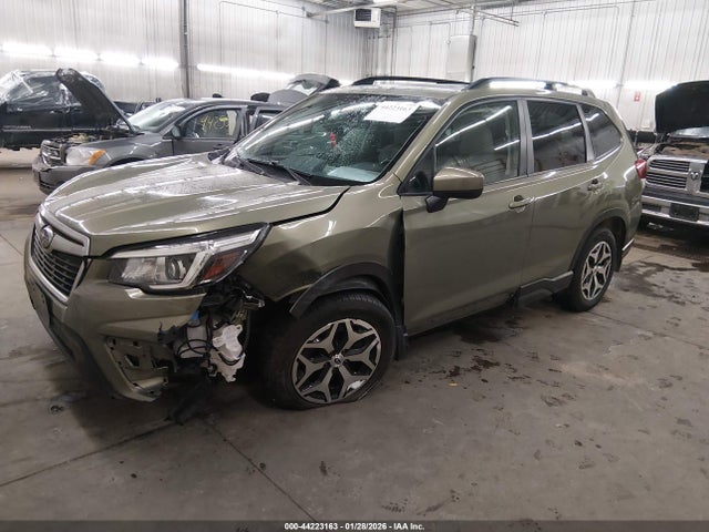 2020 SUBARU FORESTER JF2SKAGC0LH549990 Photo 1
