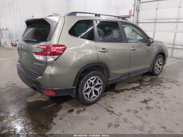 2020 SUBARU FORESTER JF2SKAGC0LH549990 Photo 3