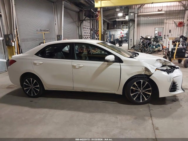 Toyota COROLLA SE 2017 5YFBURHE5HP662367 Image 13