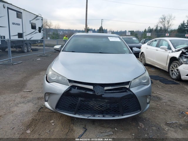 4T1BF1FK9HU751684 Toyota CAMRY SE