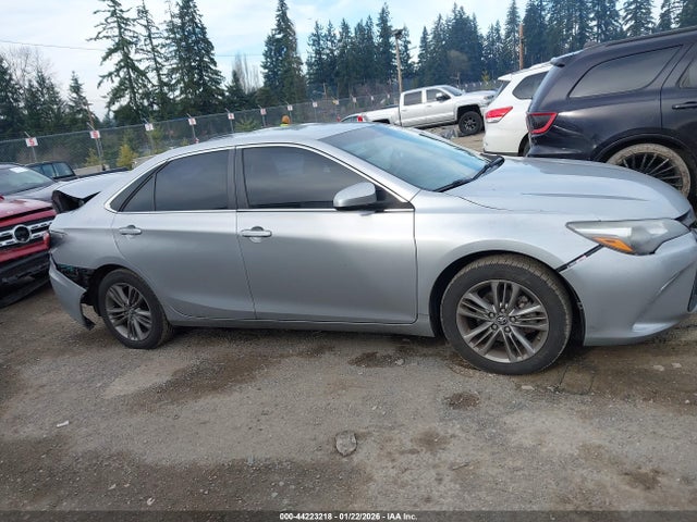 4T1BF1FK9HU751684 Toyota CAMRY SE
