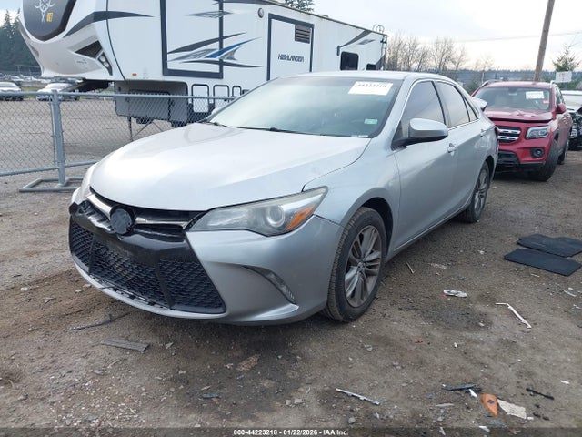 4T1BF1FK9HU751684 Toyota CAMRY SE
