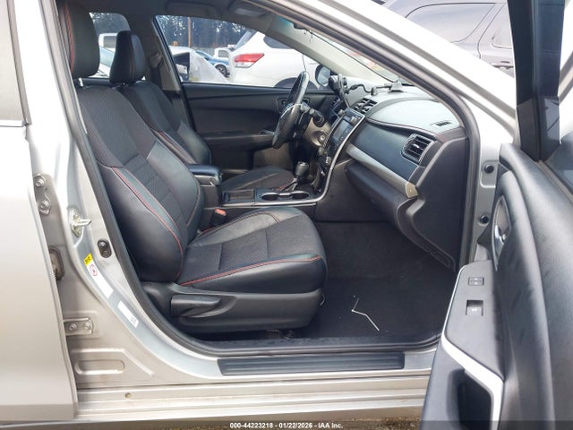 4T1BF1FK9HU751684 Toyota CAMRY SE