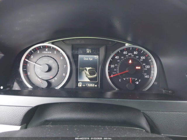 4T1BF1FK9HU751684 Toyota CAMRY SE