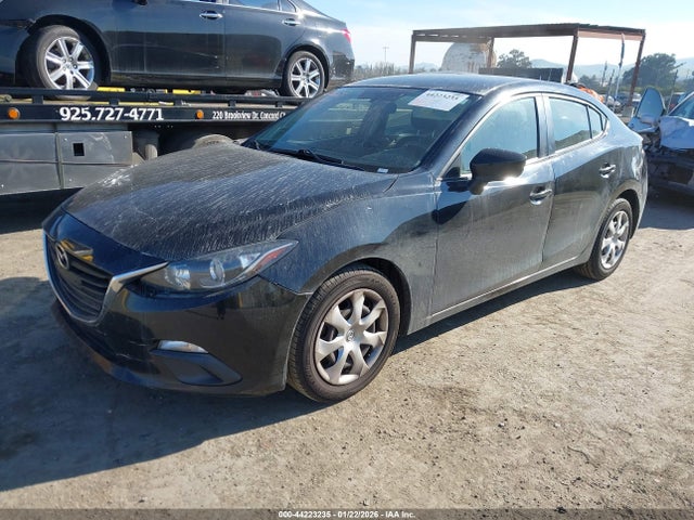 3MZBM1U74FM171475 Mazda Mazda3 I Sport