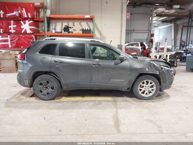 1C4PJLCS4FW532142 Jeep Cherokee Latitude