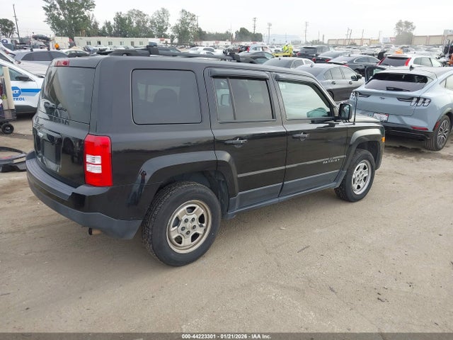 1C4NJPBA9HD122703 Jeep Patriot Sport Fwd