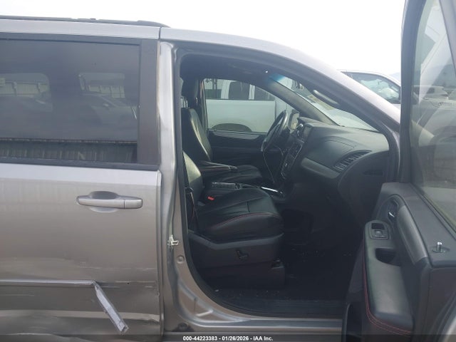 2C4RDGEG4GR319444 Dodge Grand Caravan R/t