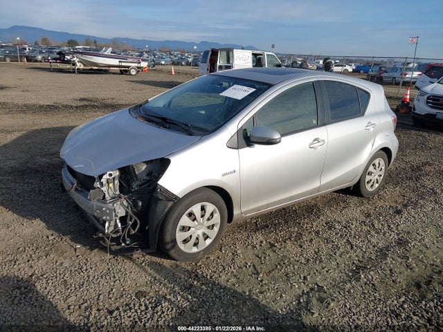 2013 Toyota Prius C Three მანქანა იყიდება აუქციონზე, vin: JTDKDTB33D1036285, აუქციონის ნომერი: 44223385