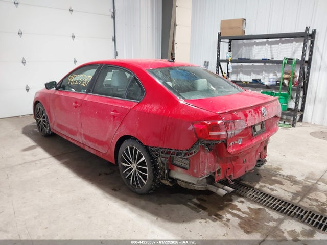 3VWD17AJ1GM236286 Volkswagen Jetta 1.8t Sport