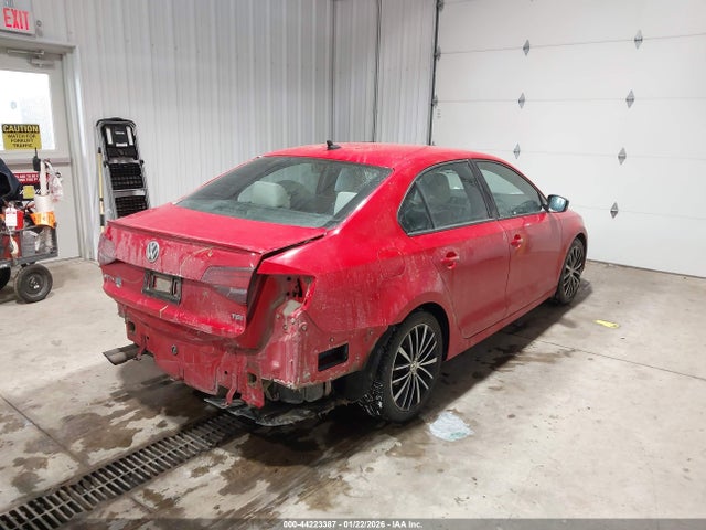3VWD17AJ1GM236286 Volkswagen Jetta 1.8t Sport