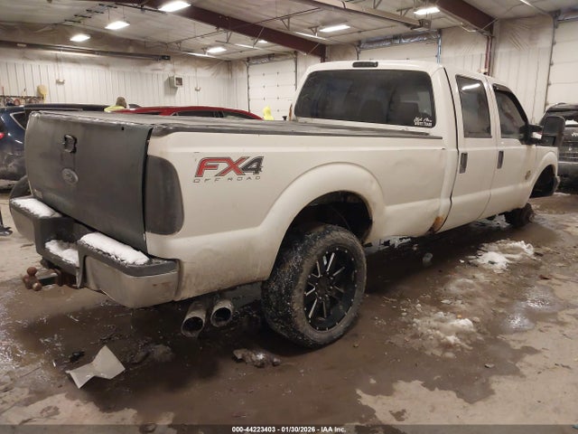 2011 FORD F-350 1FT8W3BT5BEB71293 Photo 3