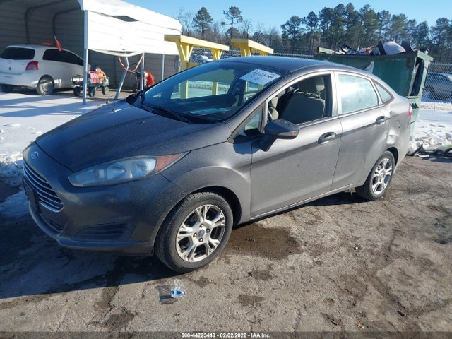 Ford FIESTA SE 2015 3FADP4BJ7FM110369 Image 2