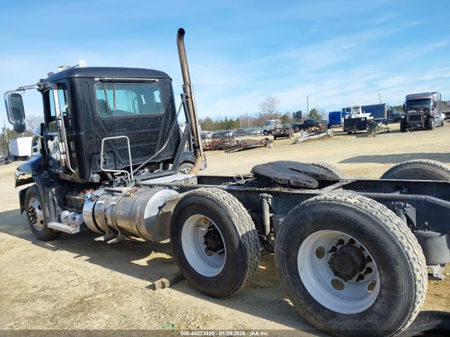 Aukcja sprzedaży 2018 Mack Pinnacle, vin: 1M1AW09Y8JM087586, numer aukcji: 44223459