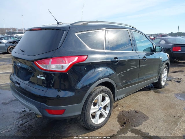 Продажа на аукционе авто 2016 Ford Escape Se, vin: 1FMCU0GX8GUA63981, номер лота: 44223468