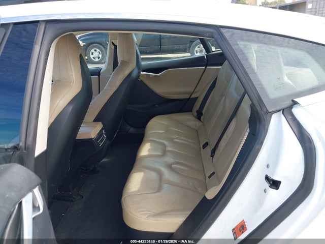 Продажа на аукционе авто 2016 Tesla Model S 60d/70d/75d/85d/90d, vin: 5YJSA1E29GF142834, номер лота: 44223489