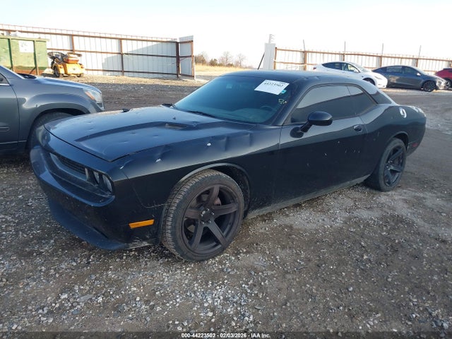 44223502 :رقم المزاد ، 2C3CDYAG5EH233956 vin ، 2014 Dodge Challenger Sxt مزاد بيع
