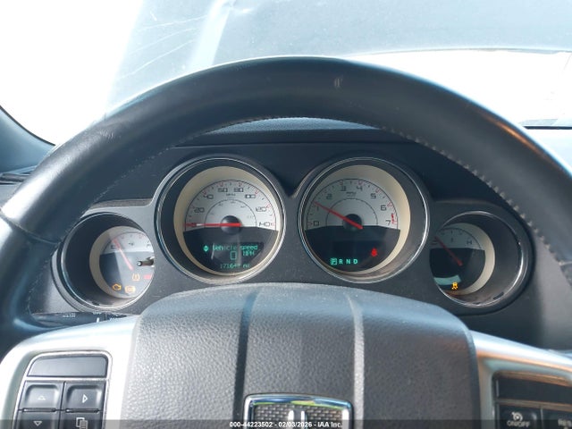 44223502 :رقم المزاد ، 2C3CDYAG5EH233956 vin ، 2014 Dodge Challenger Sxt مزاد بيع