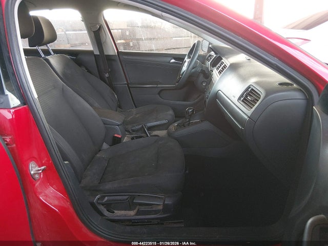 3VW2K7AJXFM286574 Volkswagen Jetta 2.0l S