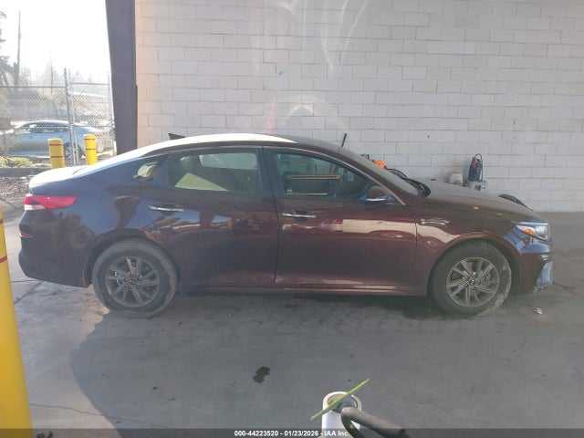 5XXGT4L34KG371814 KIA Optima Lx