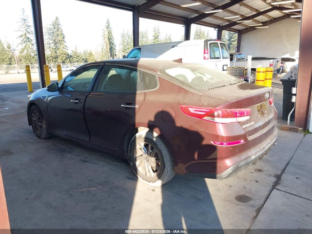 5XXGT4L34KG371814 KIA Optima Lx