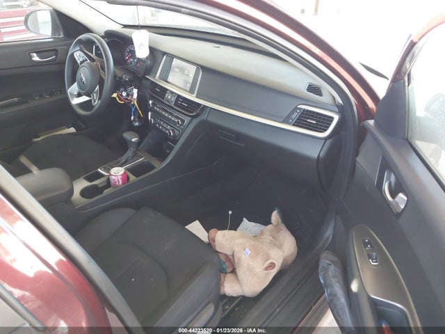 2019 KIA OPTIMA 5XXGT4L34KG371814 Photo 4