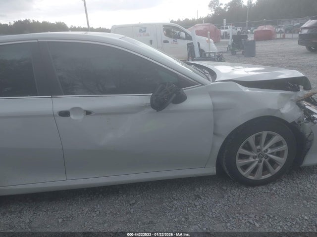 2023 TOYOTA CAMRY 4T1C11AK6PU085747 Photo 5