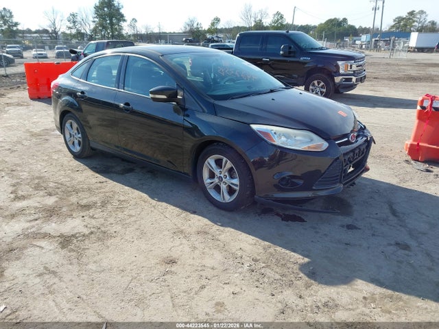 2014 1FADP3F21EL448587 main image