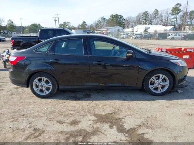 Ford FOCUS SE 2014 1FADP3F21EL448587 Image 13