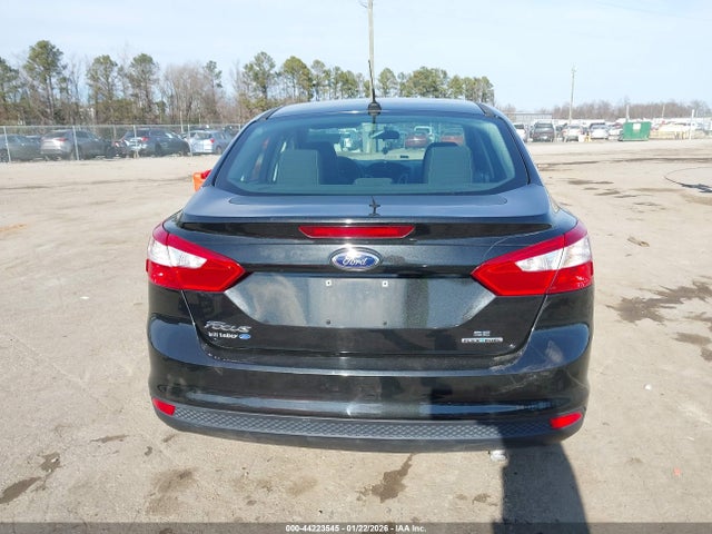 Ford FOCUS SE 2014 1FADP3F21EL448587 Image 16