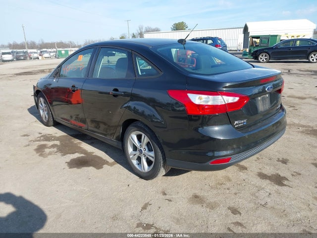 Ford FOCUS SE 2014 1FADP3F21EL448587 Image 3