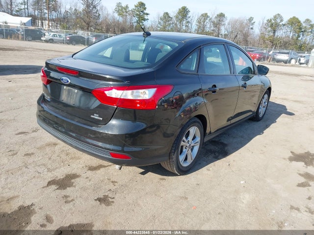 Ford FOCUS SE 2014 1FADP3F21EL448587 Image 4