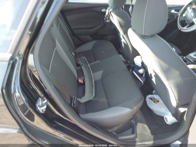 Ford FOCUS SE 2014 1FADP3F21EL448587 Image 8