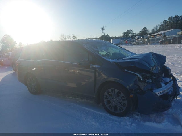 5FNRL6H86TB017323 Honda Odyssey Touring