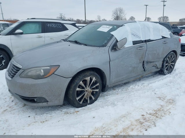 2014 CHRYSLER 200 1C3CCBCG1EN159603 Photo 1