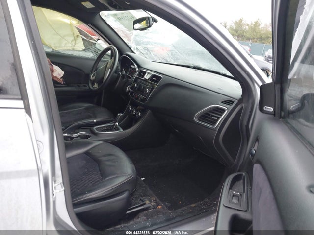 2014 CHRYSLER 200 1C3CCBCG1EN159603 Photo 4