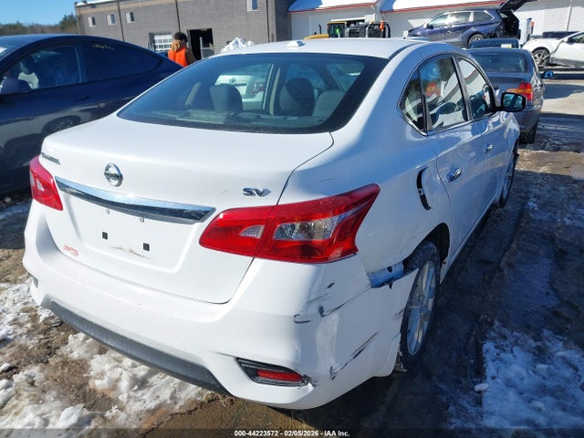 3N1AB7AP8JY345631 Nissan SENTRA SV