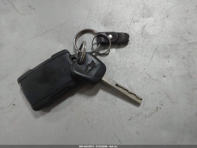 3GCUKREC8JG574183 Chevrolet Silverado 1500 2lt