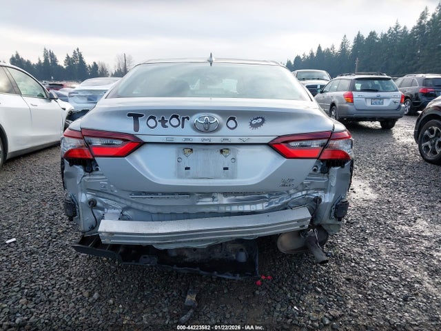 4T1C11BK1NU069418 Toyota Camry Le Awd