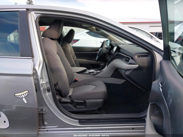4T1C11BK1NU069418 Toyota Camry Le Awd