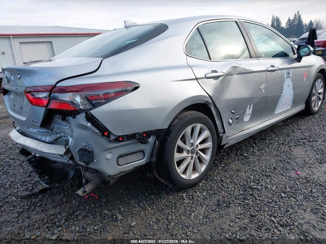 4T1C11BK1NU069418 Toyota Camry Le Awd