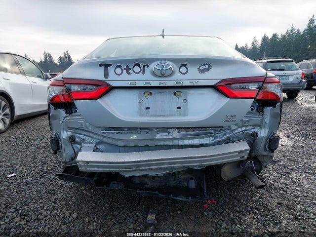 4T1C11BK1NU069418 Toyota Camry Le Awd