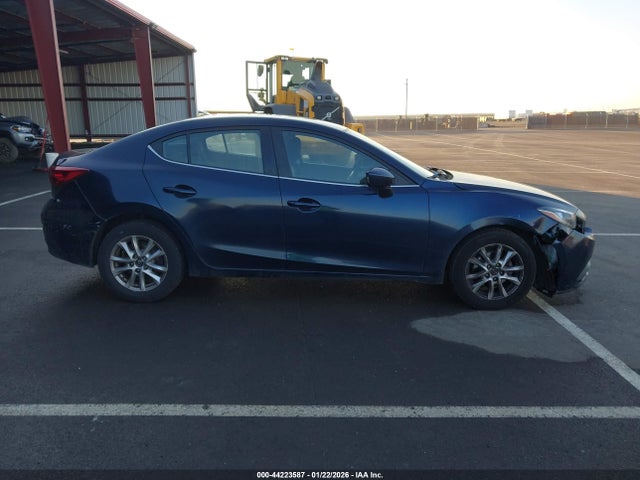 Продажа на аукционе авто 2016 Mazda Mazda3 I Sport, vin: JM1BM1U78G1310041, номер лота: 44223587