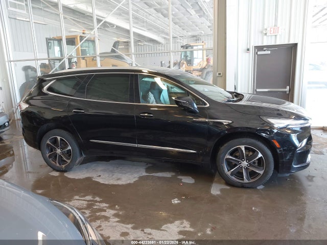 Продаж на аукціоні авто 2022 Buick Enclave Awd Essence, vin: 5GAEVAKW0NJ180954, номер лоту: 44223591