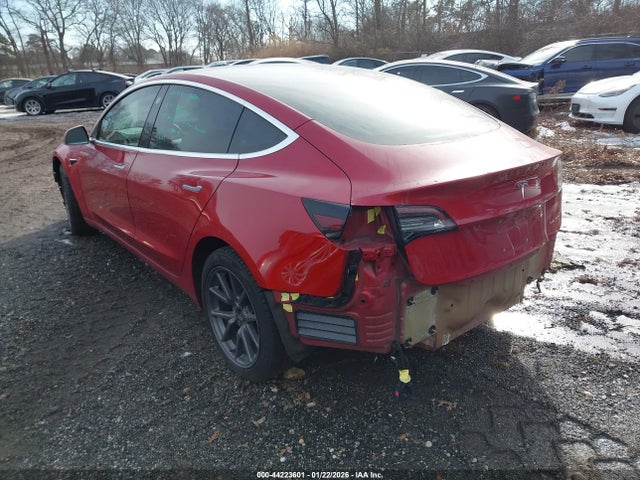 2018 TESLA MODEL 3 5YJ3E1EB6JF085900 Photo 2