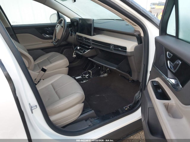 5LMCJ1CA9RUL06472 Lincoln Corsair Premiere