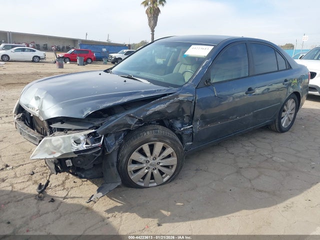 2010 HYUNDAI SONATA 5NPET4AC3AH656470 Photo 1